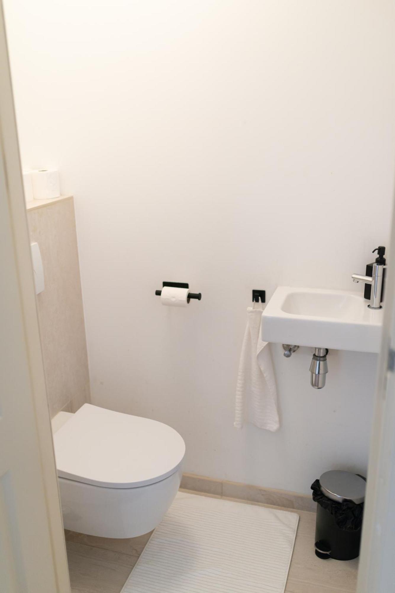 Canal View Apartment Amsterdam Esterno foto