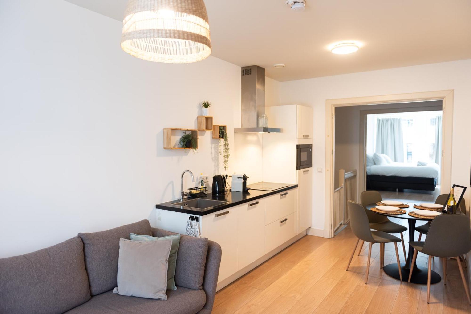 Canal View Apartment Amsterdam Esterno foto